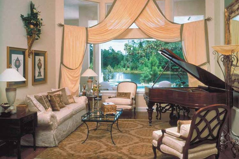 Home Plan - Interior - Family Room 1 for Colonial House Plan #417-666 - 5 bed, 4 bath
