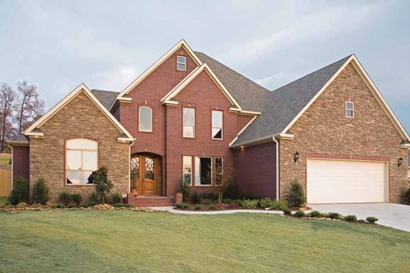 Dream House Plan - Traditional Exterior - Front Elevation Plan #17-2721