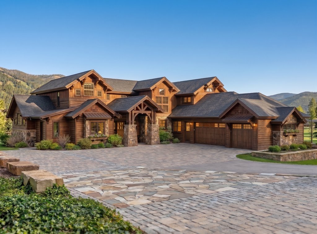 Exterior - Front Elevation 2 for Craftsman House Plan #892-50 - 5 bed, 4.5 bath