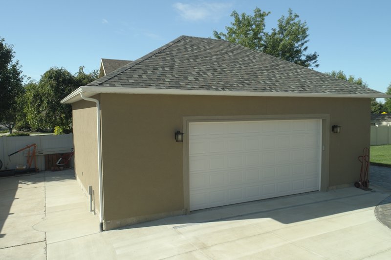 Architectural House Design - Exterior - Front Elevation 4 for Traditional House Plan #1060-91, 0 bath