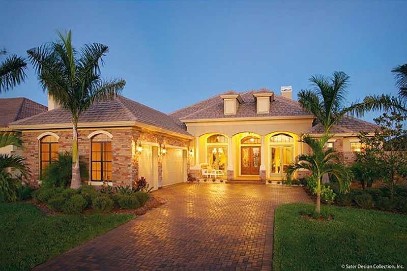 Mediterranean Style House Plan - 4 Beds 3.5 Baths 3331 Sq/Ft Plan #930-23