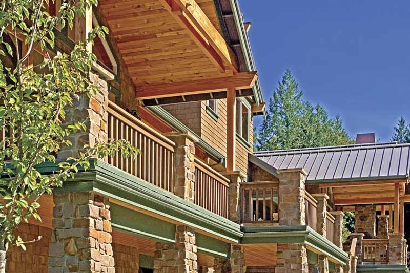House Plan Design - Exterior - Rear Elevation 2 for Contemporary House Plan #951-2 - 4 bed, 4 bath