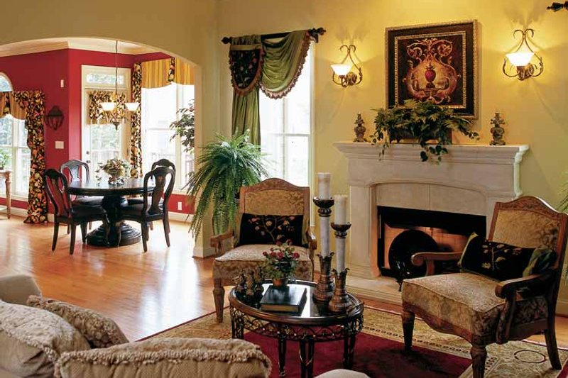 Dream House Plan - Interior - Family Room 1 for Country House Plan #927-672 - 4 bed, 4 bath
