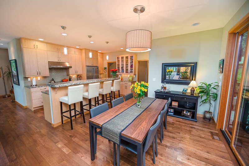 Architectural House Design - Interior - Kitchen 1 for Contemporary House Plan #1070-7 - 3 bed, 3 bath