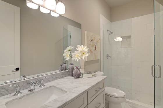 Interior - Bathroom 1 for Cottage House Plan #132-568 - 4 bed, 3.5 bath