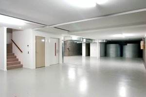 Photo 4 for Modern House Plan #496-15 - 4 bed, 3.5 bath