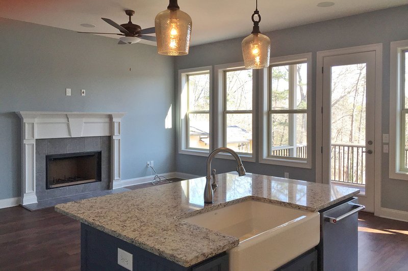 Architectural House Design - Interior - Family Room for Craftsman House Plan #437-91 - 2 bed, 2.5 bath