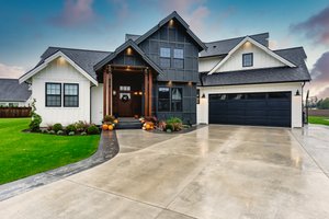 Farmhouse Exterior - Front Elevation Plan #1070-156