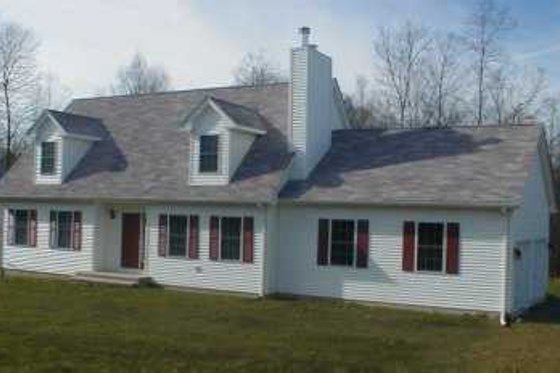 Exterior - Front Elevation for Colonial House Plan #75-176 - 3 bed, 2.5 bath