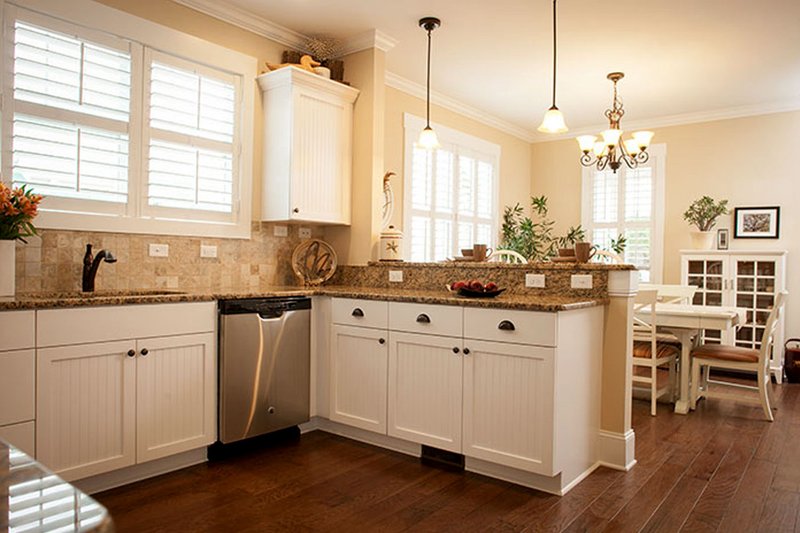 Home Plan - Interior - Kitchen 1 for Craftsman House Plan #461-18 - 3 bed, 2.5 bath
