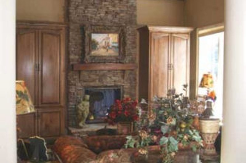 Home Plan - Photo 8 for European House Plan #119-241 - 5 bed, 4 bath