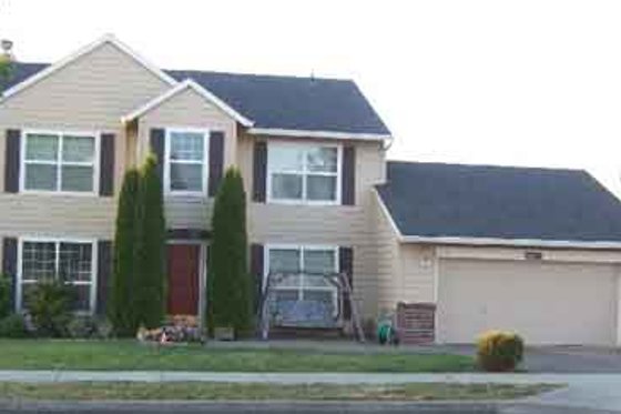 Exterior - Front Elevation for Traditional House Plan #130-125 - 3 bed, 2.5 bath