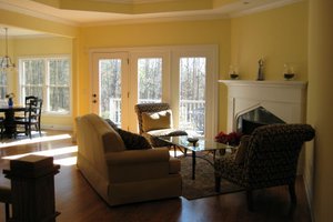 Interior - Family Room for Country House Plan #437-40 - 4 bed, 3.5 bath