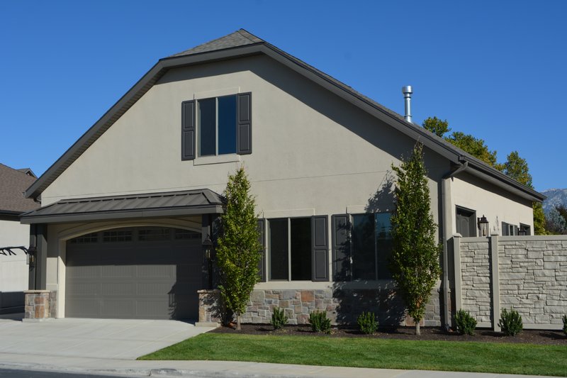House Design - Exterior - Front Elevation 5 for Traditional House Plan #1060-223, 1 bath
