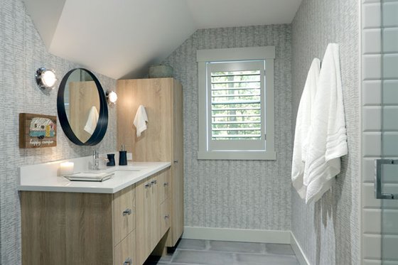 Interior - Bathroom 2 for Farmhouse House Plan #928-310 - 4 bed, 5 bath