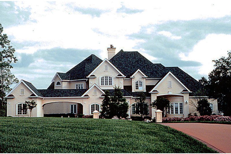 Home Plan - Traditional Exterior - Front Elevation Plan #453-45