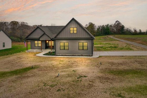 Exterior - Other Elevation for Farmhouse House Plan #123-122 - 3 bed, 2 bath