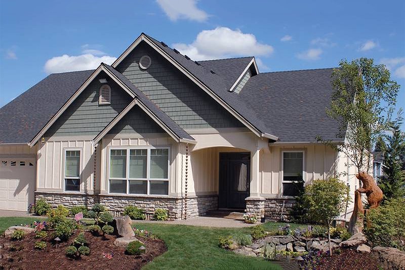 Home Plan - Front View - 2000 square foot Craftsman home