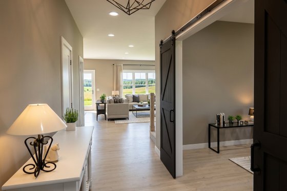 Interior - Entry for Craftsman House Plan #51-1521 - 4 bed, 2.5 bath