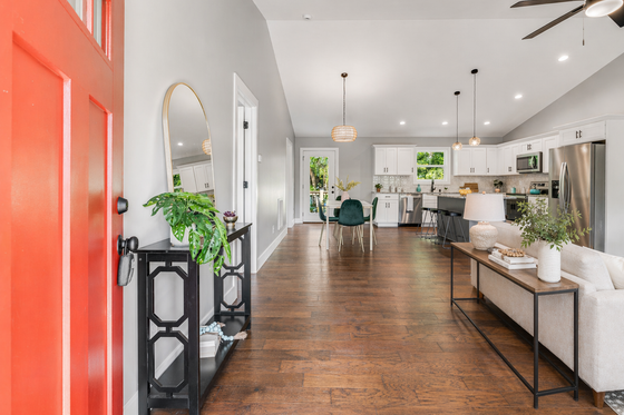 Interior - Entry for Cottage House Plan #44-246 - 3 bed, 2 bath