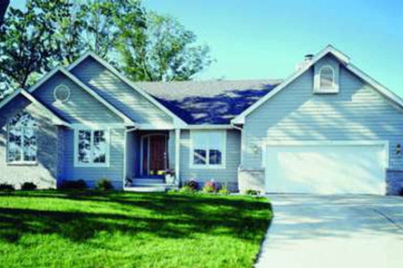 Home Plan - Exterior - Front Elevation Plan #320-350