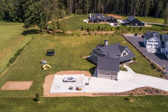 Photo 34 for Contemporary House Plan #1070-81 - 4 bed, 2.5 bath