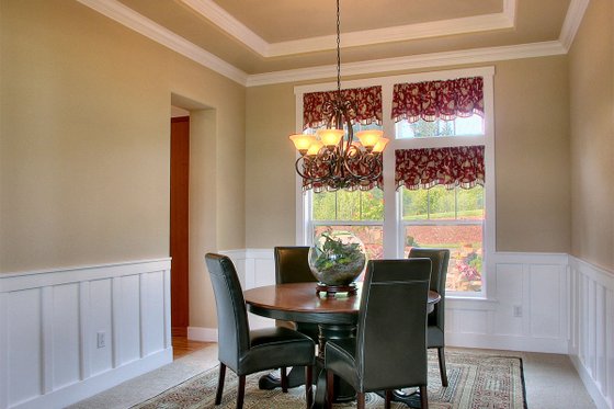 Interior - Dining Room for Craftsman House Plan #132-121 - 4 bed, 2.5 bath