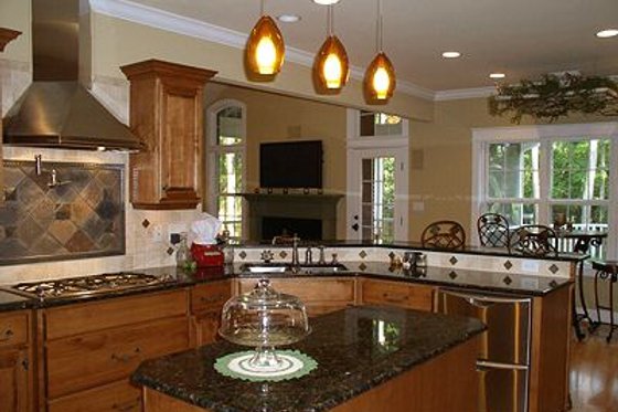 Interior - Kitchen for Traditional House Plan #56-164 - 3 bed, 3 bath