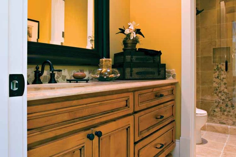Dream House Plan - Interior - Bathroom for Craftsman House Plan #132-353 - 4 bed, 5 bath