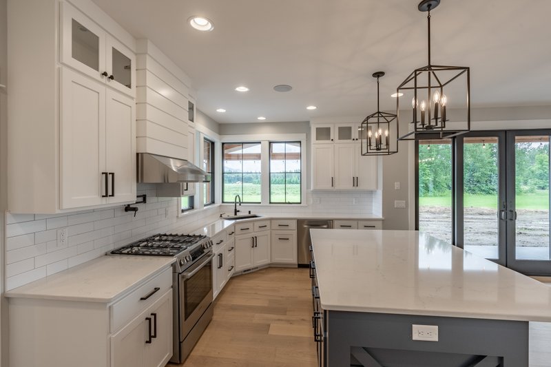 House Design - Interior - Kitchen 5 for Farmhouse House Plan #1070-39 - 3 bed, 3.5 bath