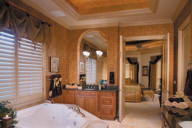 Home Plan - Interior - Master Bathroom for Mediterranean House Plan #930-491 - 3 bed, 4 bath