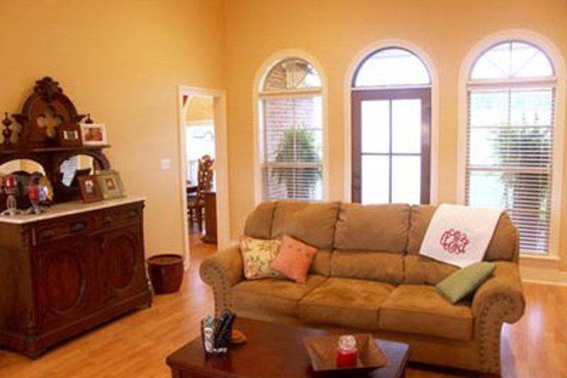 House Blueprint - Interior - Family Room 2 for Southern House Plan #21-102 - 3 bed, 2.5 bath
