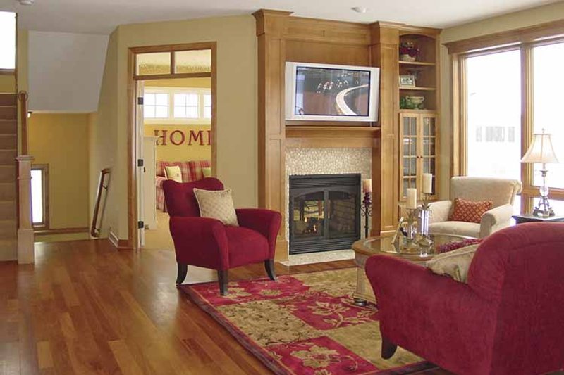Home Plan - Interior - Family Room for Craftsman House Plan #320-997 - 4 bed, 2.5 bath