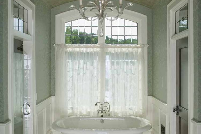 Architectural House Design - Interior - Master Bathroom for Country House Plan #928-183 - 3 bed, 3 bath