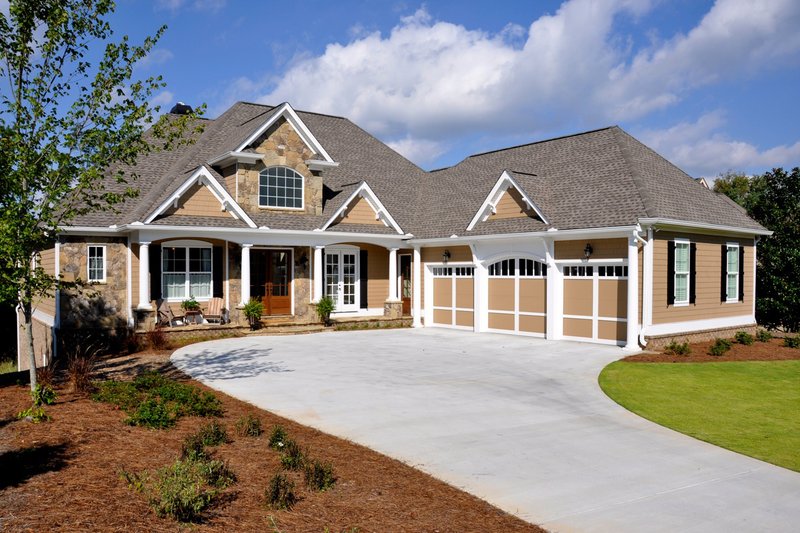 Dream House Plan - Craftsman Exterior - Front Elevation Plan #437-60