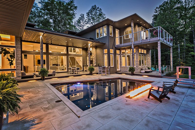 Architectural House Design - Exterior - Rear Elevation for Contemporary House Plan #935-5 - 4 bed, 4 bath