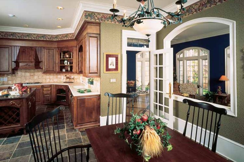 Home Plan - Interior - Kitchen for European House Plan #429-193 - 4 bed, 3.5 bath