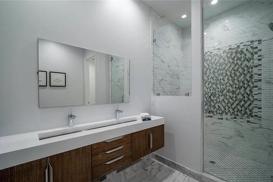 Interior - Bathroom 3 for Beach House Plan #548-54 - 4 bed, 4.5 bath