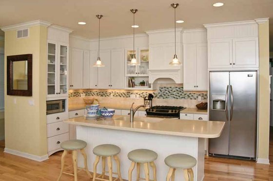 Interior - Kitchen for Bungalow House Plan #928-191 - 3 bed, 2 bath