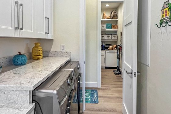 Interior - Laundry 1 for Contemporary House Plan #930-533 - 3 bed, 3 bath