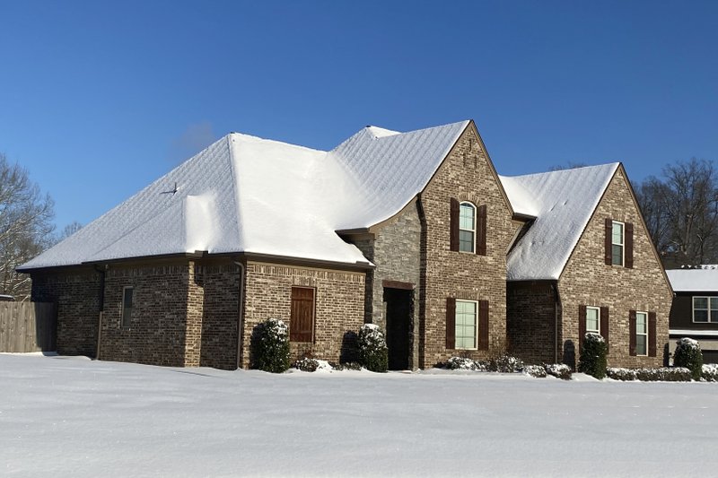 House Design - Exterior - Front Elevation 4 for Country House Plan #932-209 - 4 bed, 3 bath