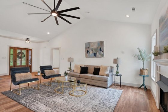 Interior - Other 1 for Ranch House Plan #123-120 - 3 bed, 2.5 bath