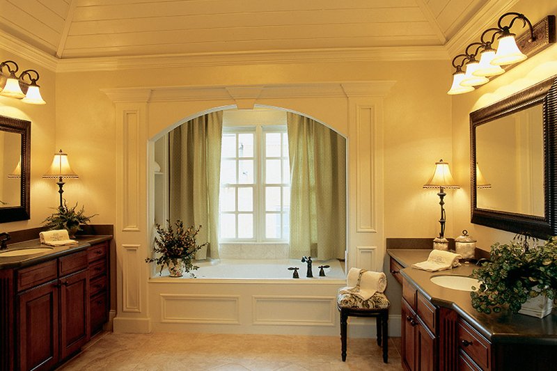 Dream House Plan - Interior - Master Bathroom for Country House Plan #927-654 - 5 bed, 4.5 bath