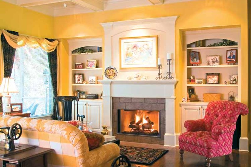 Home Plan - Interior - Family Room for Country House Plan #927-295 - 4 bed, 3 bath