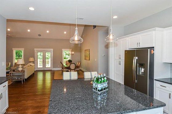 Interior - Kitchen 1 for Craftsman House Plan #119-425 - 4 bed, 3.5 bath
