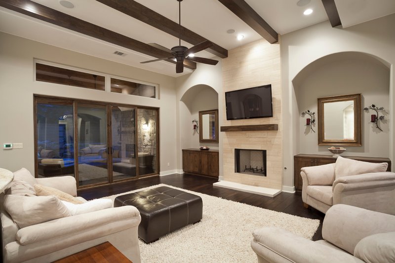 Dream House Plan - Interior - Family Room for Contemporary House Plan #935-24 - 5 bed, 5 bath