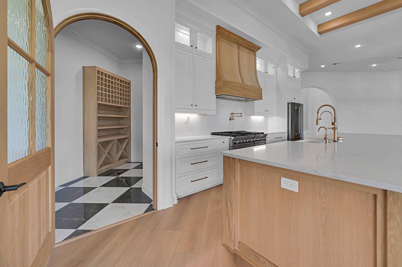 Architectural House Design - Interior - Kitchen 4 for Cottage House Plan #1096-14 - 4 bed, 4.5 bath