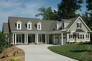 House Blueprint - Country Exterior - Front Elevation Plan #927-402