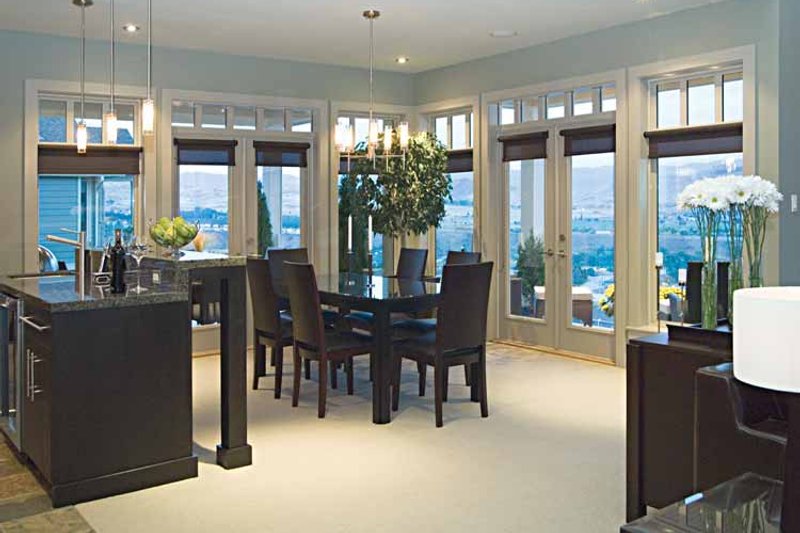 Home Plan - Interior - Dining Room for Craftsman House Plan #929-872 - 4 bed, 3 bath