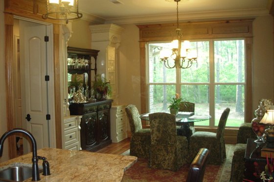 Interior - Dining Room for Craftsman House Plan #430-148 - 3 bed, 2.5 bath